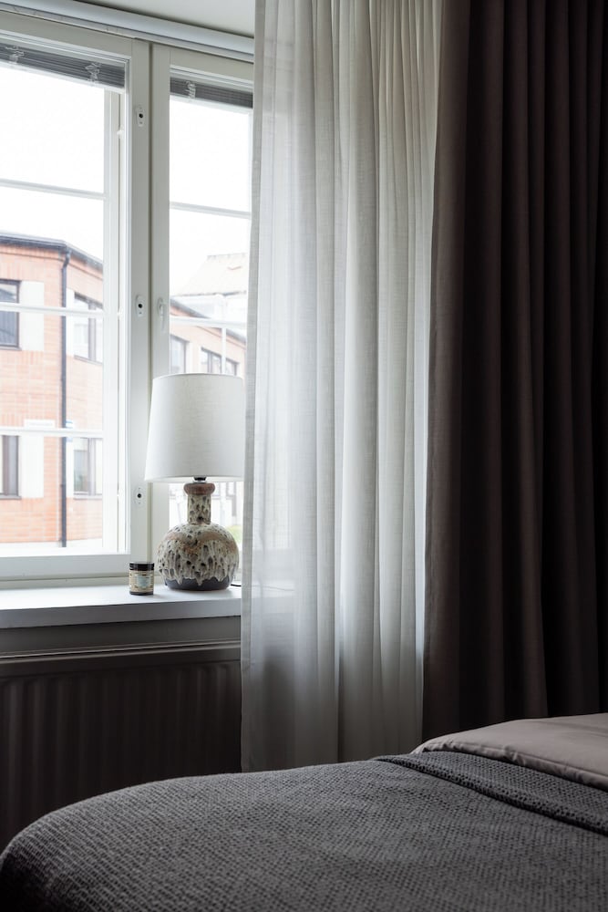 Stylish 1BR Apt. in Historic Area