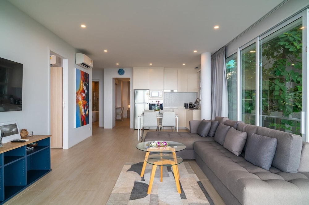 2bed SeaView Apartment in Bang Por KBR36