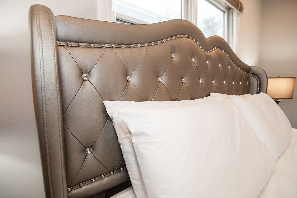 Boston Vacations - Sleep10 2 Full Bath 5bed Near Northend  Dowtown - Property Image 3