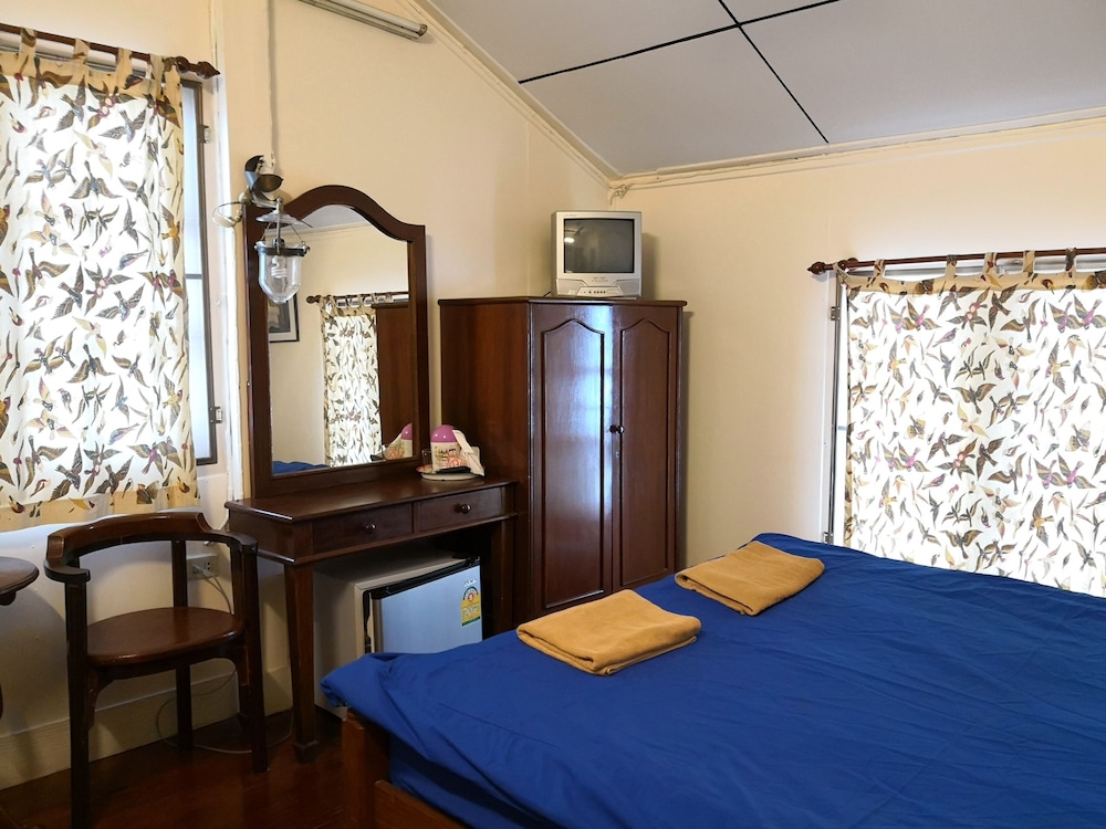 Baan Somboon Guesthouse view 3