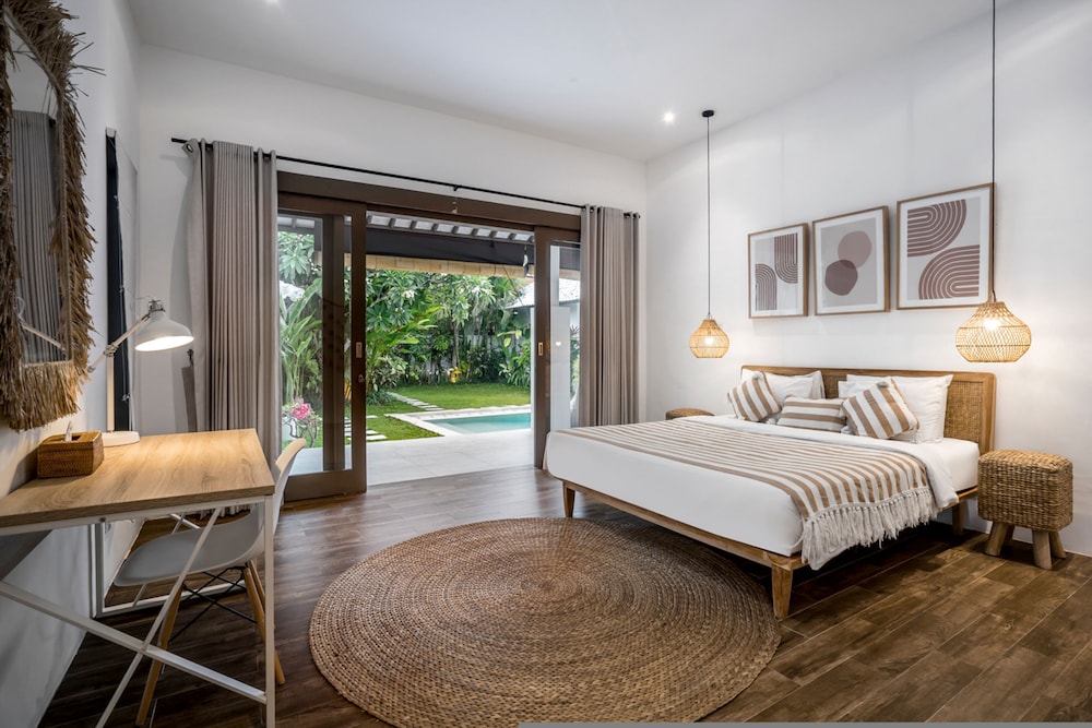 Villa Moju by Alfred in Bali - Tropical 3BR Escape w Private Pool Lush Garden in Bumbak Canggu