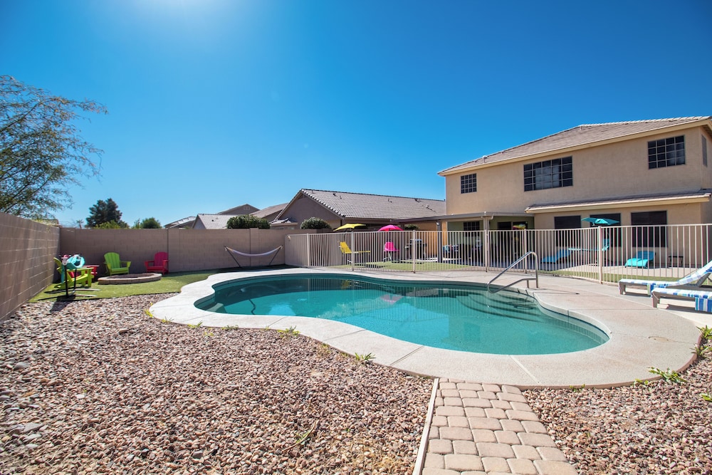 Casa Alessia 4BR Home & Heated Pool