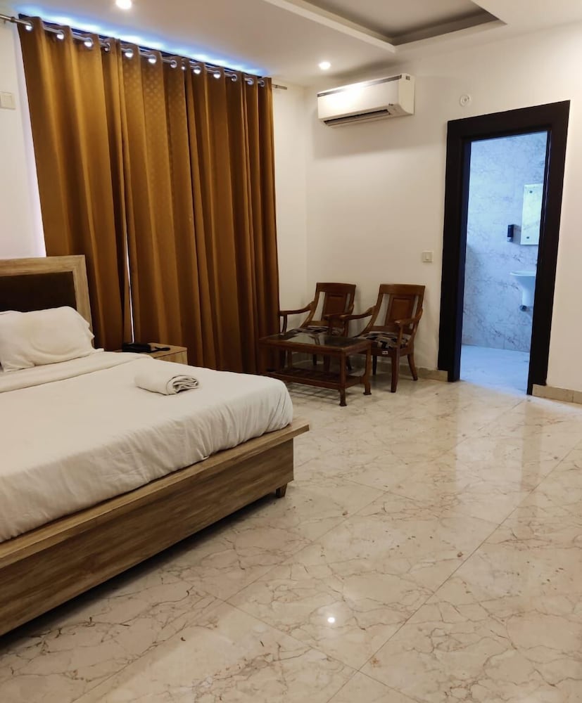 Hotel Rivasa Regency view 5