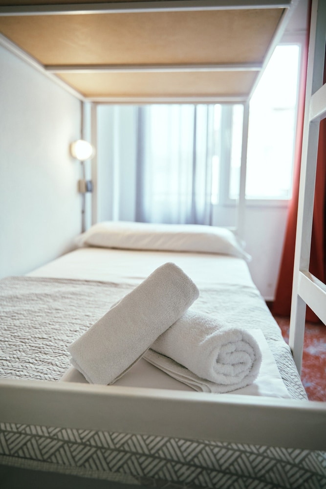 LOFT APART & HOSTAL Group