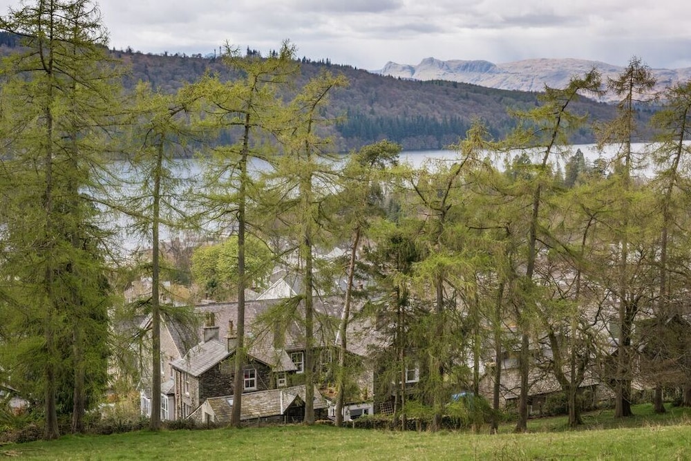 Blenheim Lodge