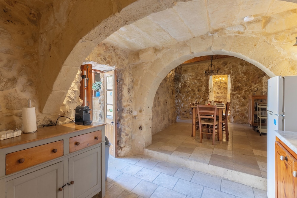 Bebbuxija Pool Farmhouse Gozo