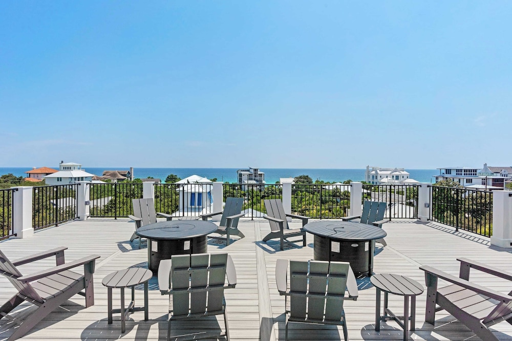 All Decked Out Seagrove by Avantstay Priv Pool+hot Tub, Ocean Views!
