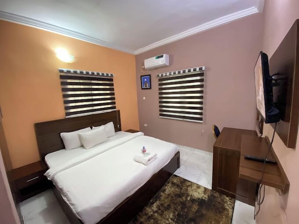 Amanda Apartment and Suites