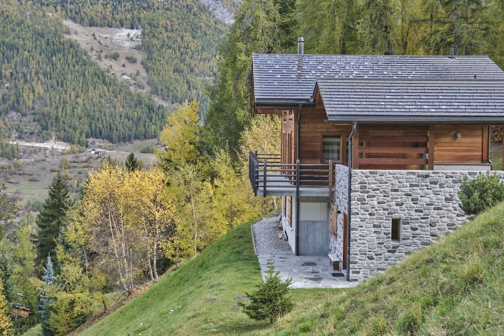 Beautiful Luxury Chalet Roy With Incredible Views