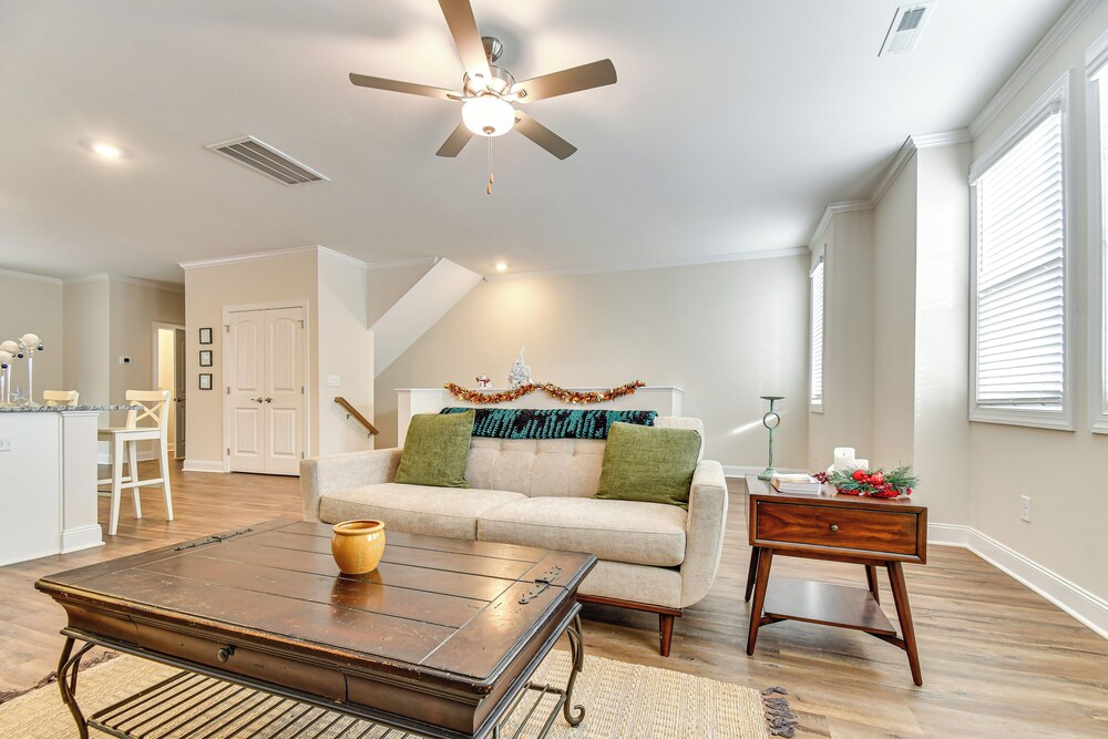 10 Mi to Downtown: Raleigh Family Retreat