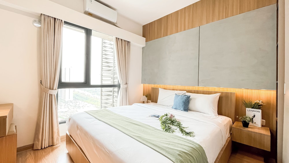 Spacious And Stylish 3Br At Sky House Bsd Apartment