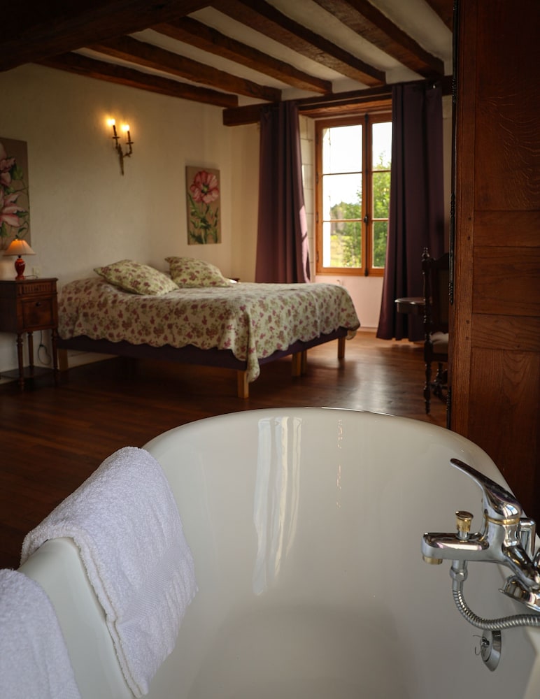 Chateau Monastere de la Corroirie