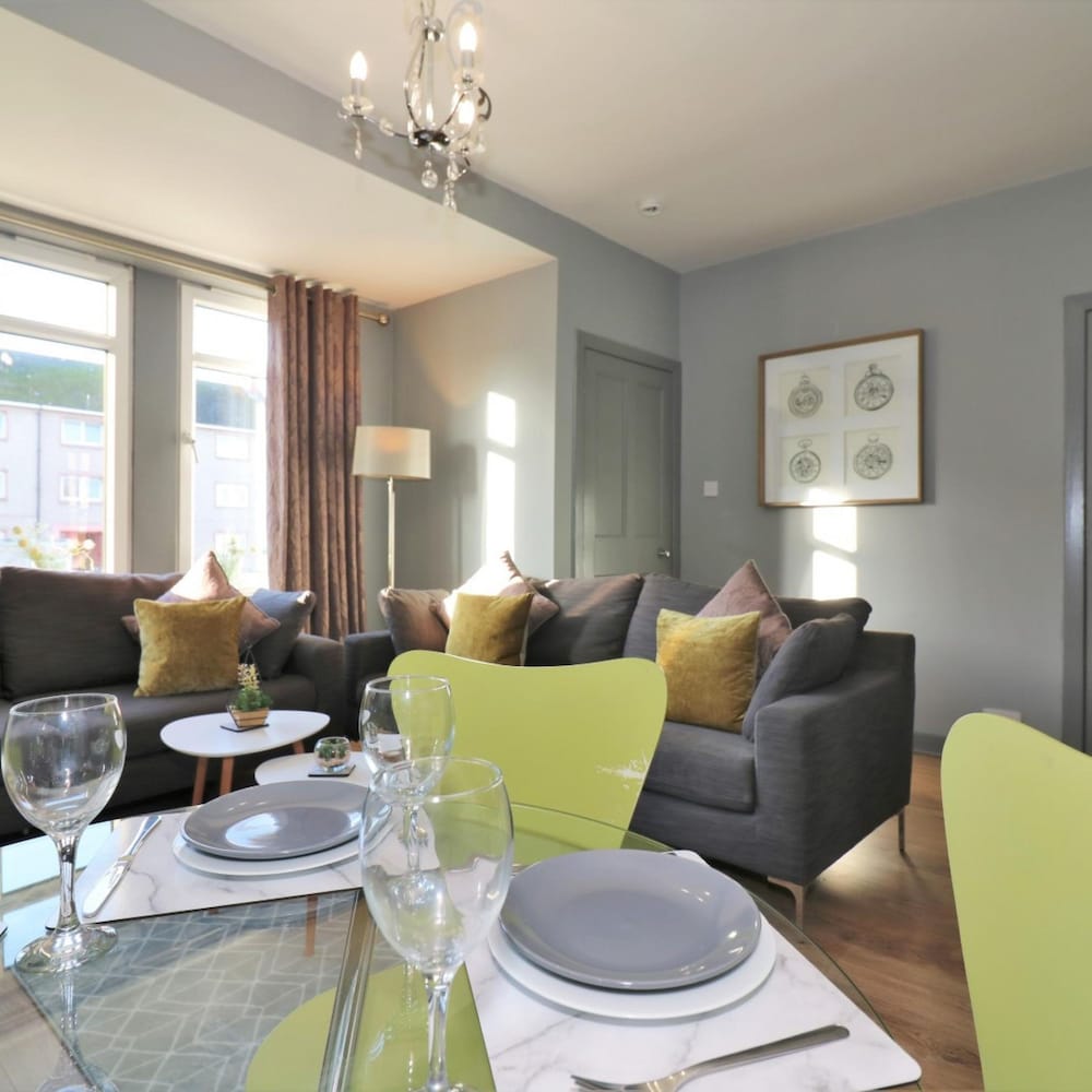 Burnbank House - Hamilton view 2
