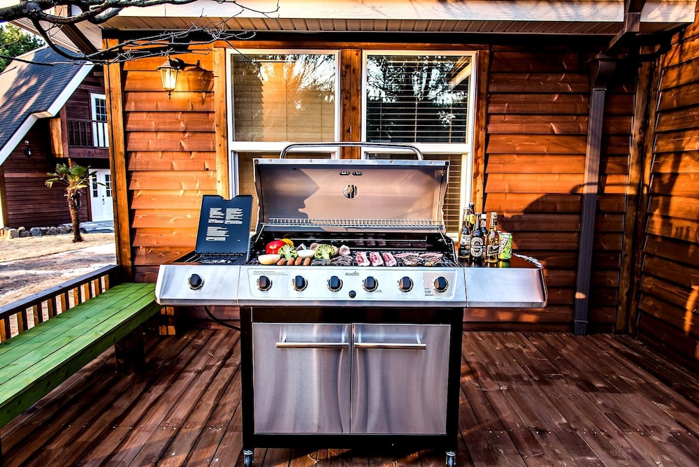 Browncabin Pension