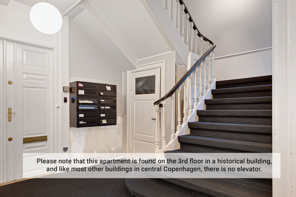 Sanders Square - Spacious 6-bdr Apt Near Nyhavn view 2