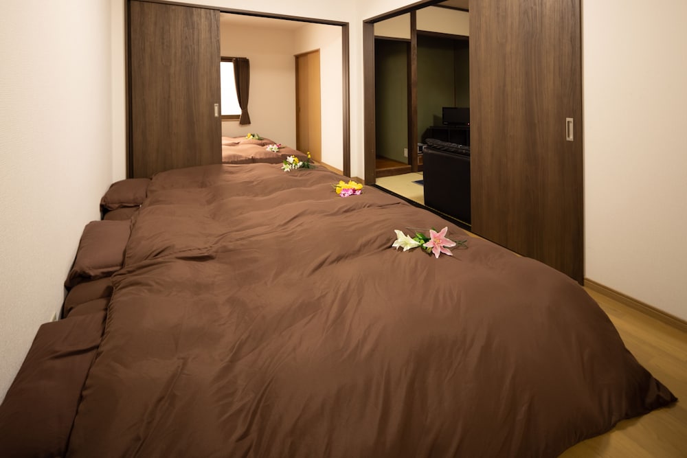 Guest House Shine Bright view 2