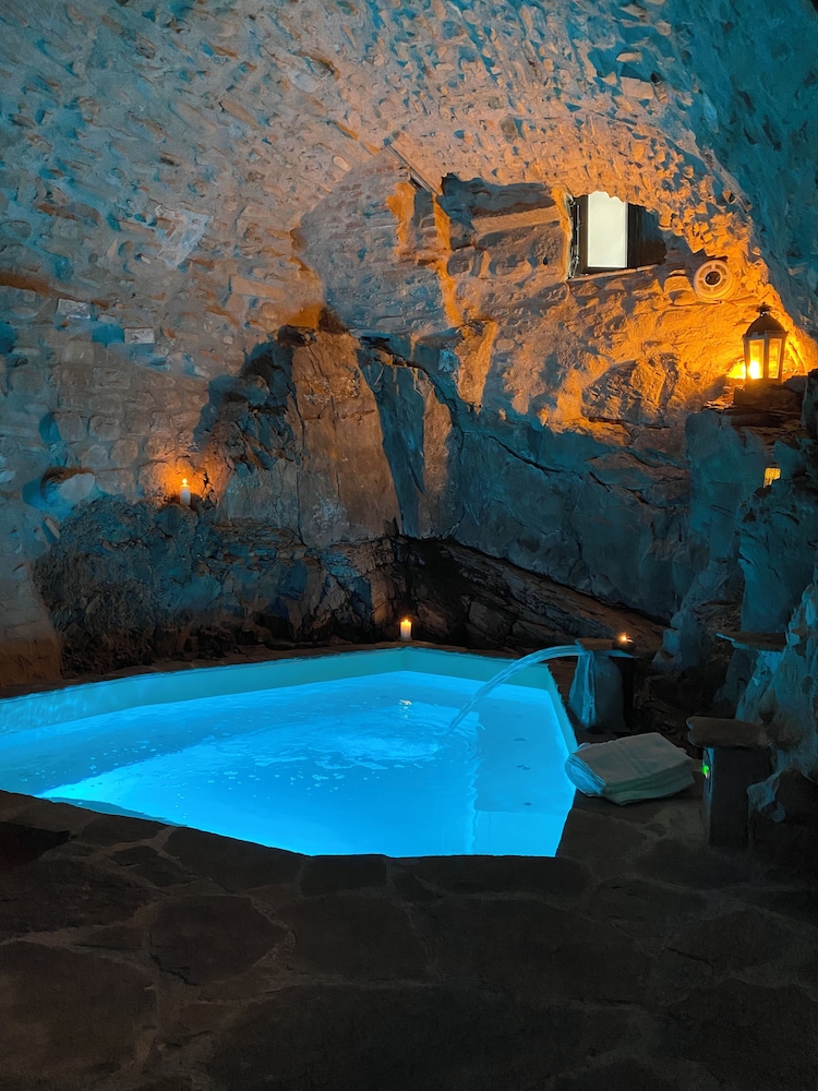 La Casa Medievale - Suites & SPA