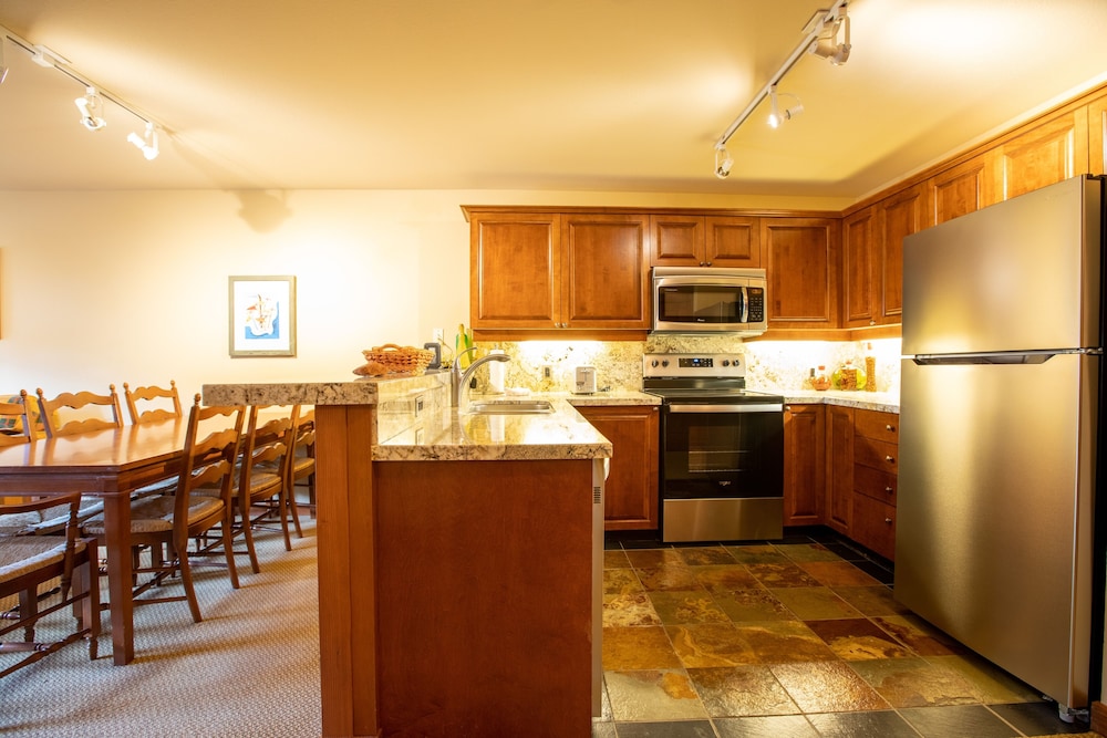 Powderhorn Lodge Cozy Condos - Solitude UT