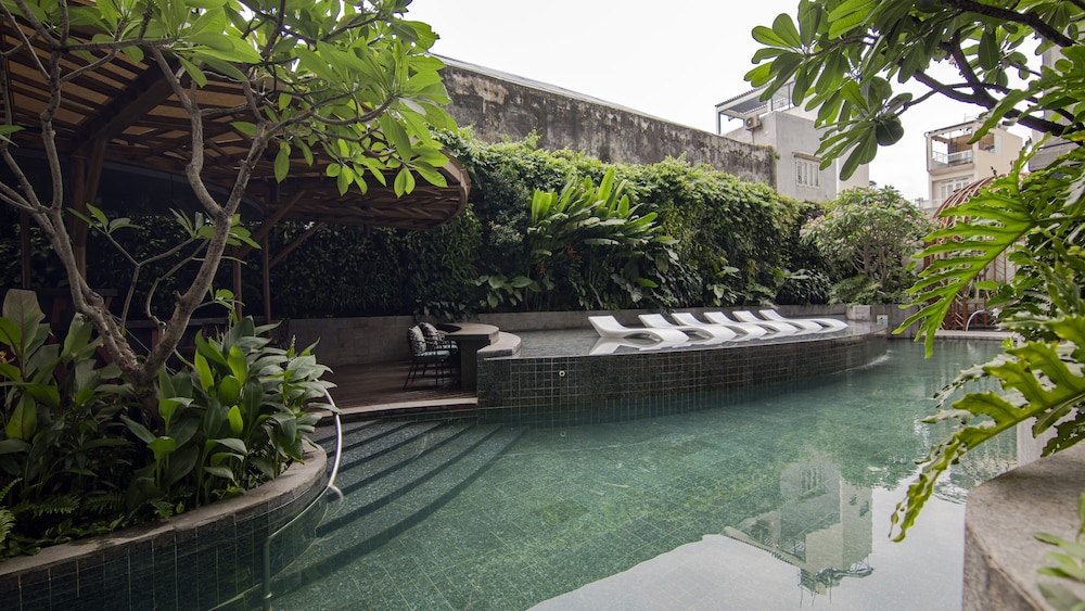 Le Places ZENITY Apartment District 1