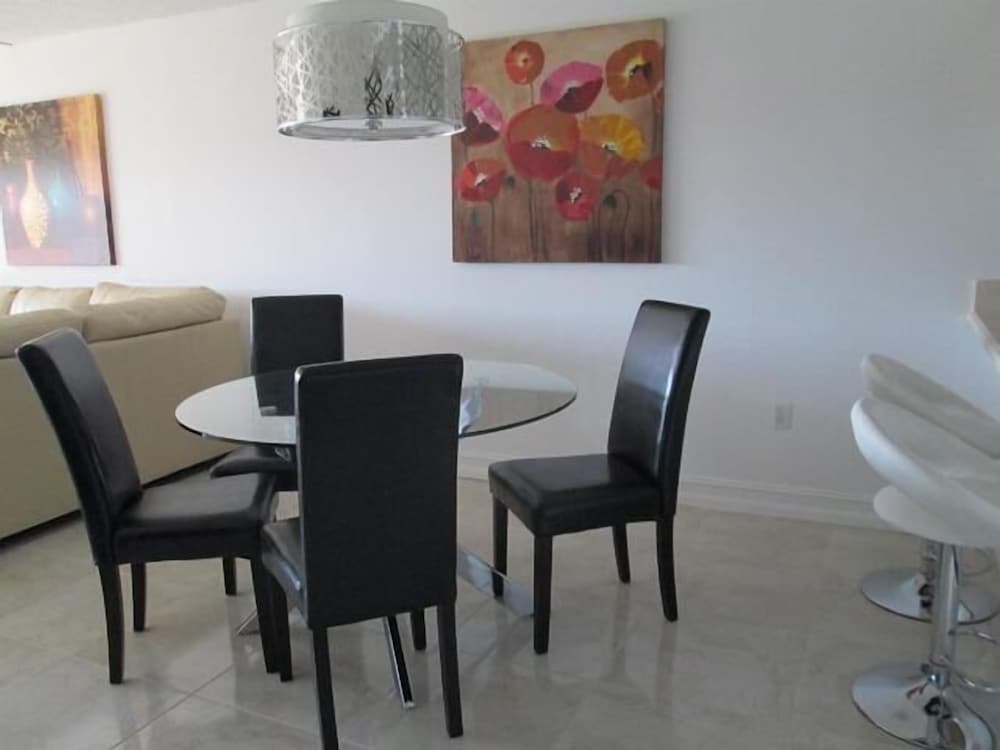 Cove II 931C 2 Bedroom Condo By Midnight Cove II