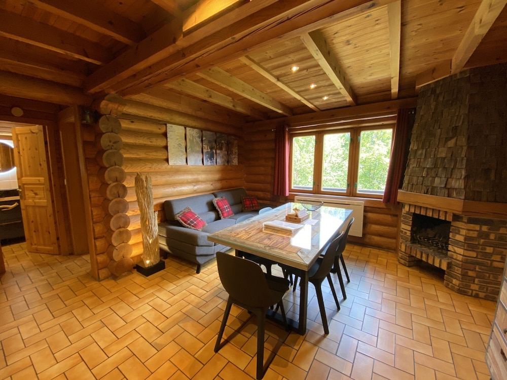 Chalet in La Bresse With Hot Tub & Mountain Views