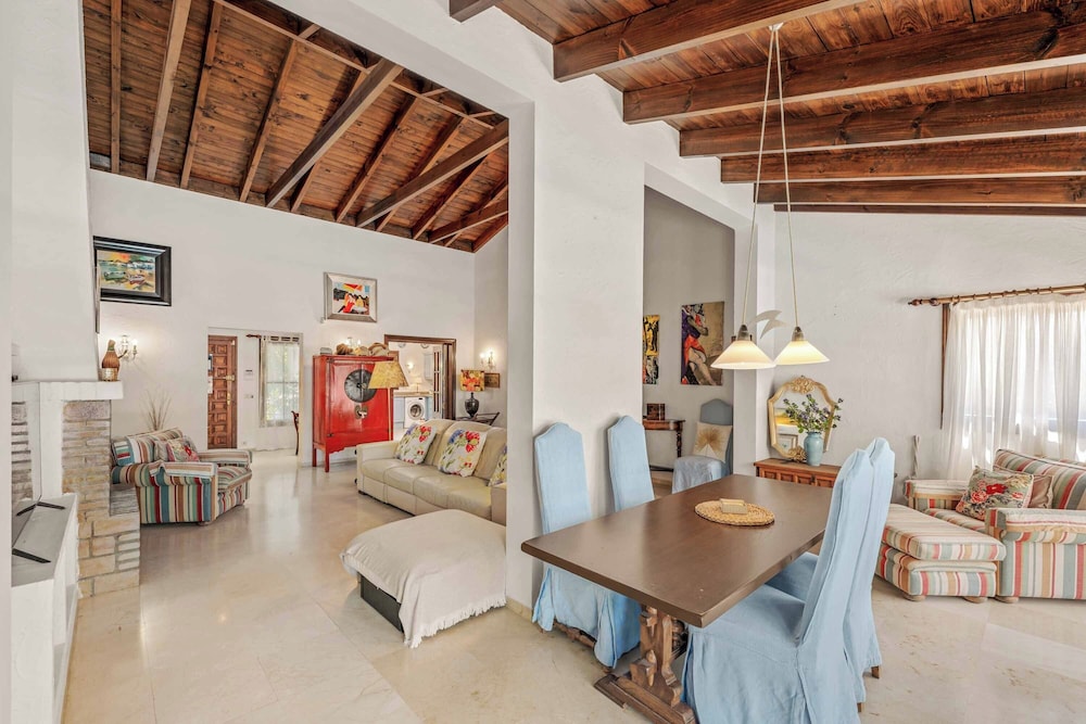 Casa Cumbre