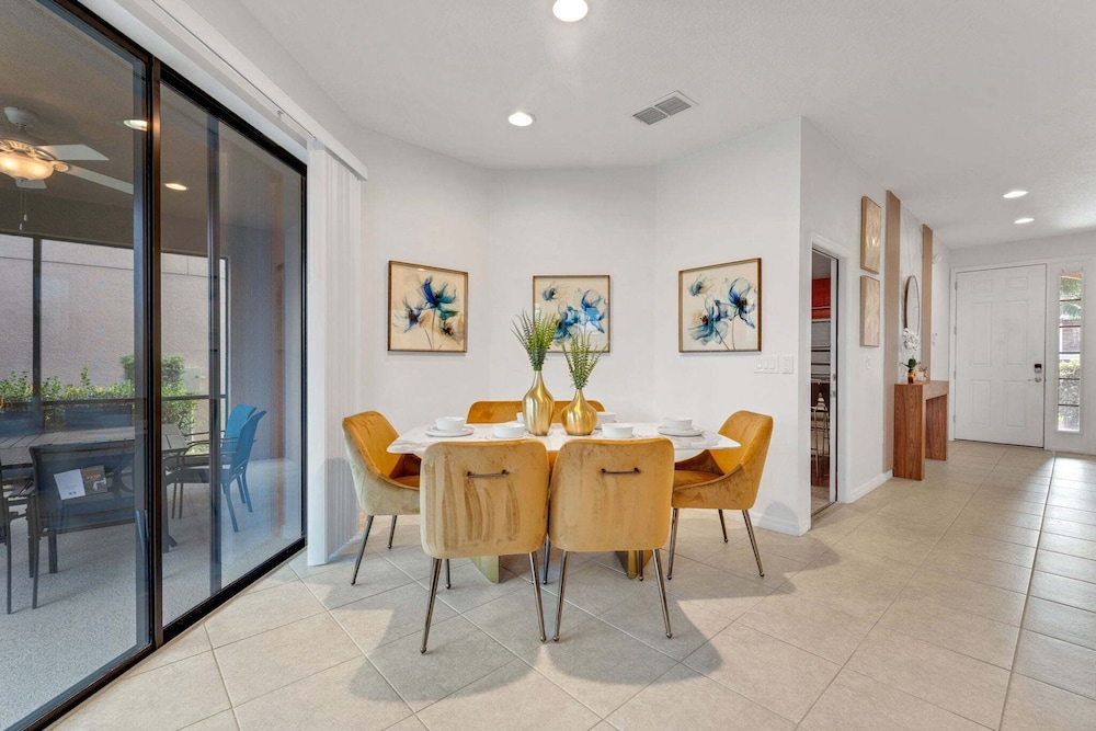 2311vd-providence 5 Bedroom Home