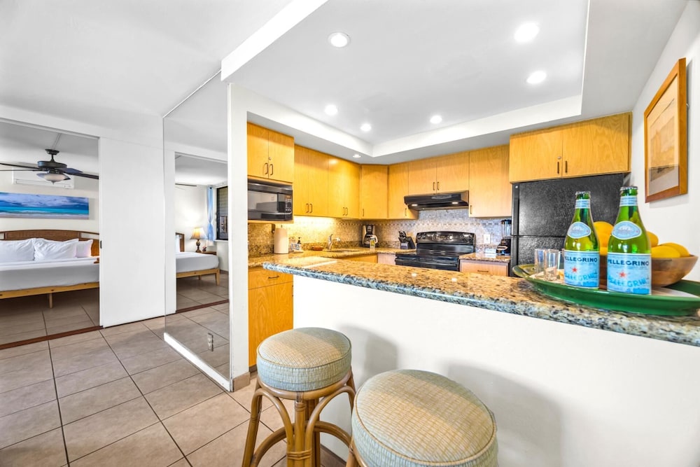 Napili Point 2 Free Rental Cars KBM Resorts Water Front 2 Units, 2 Bedrooms Ml-2585