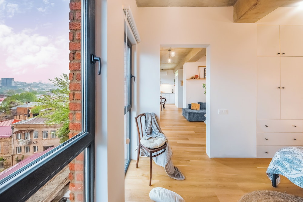 HB apartments Mikheil Bukhaidze