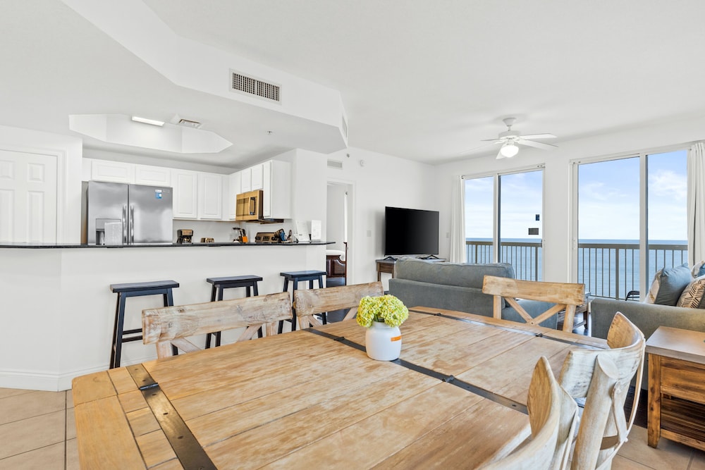 Calypso Beach Resort by Panhandle Getaways