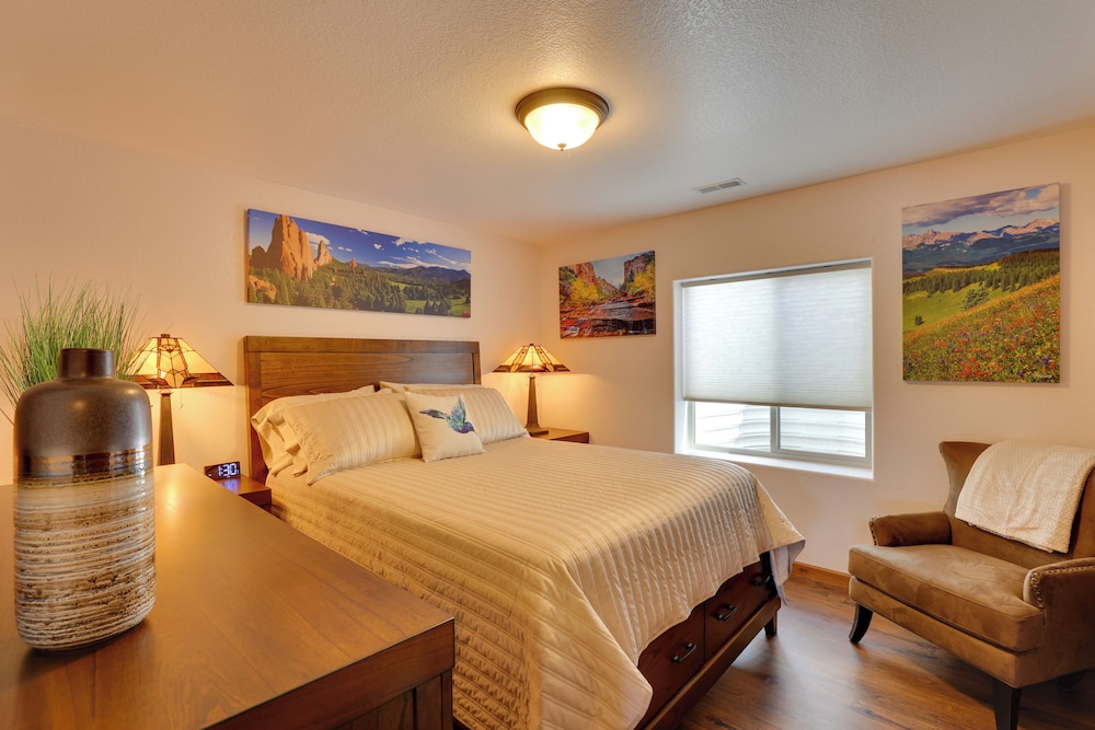 2 Mi to Downtown Sturgis: Quiet Ranch Home w/ View
