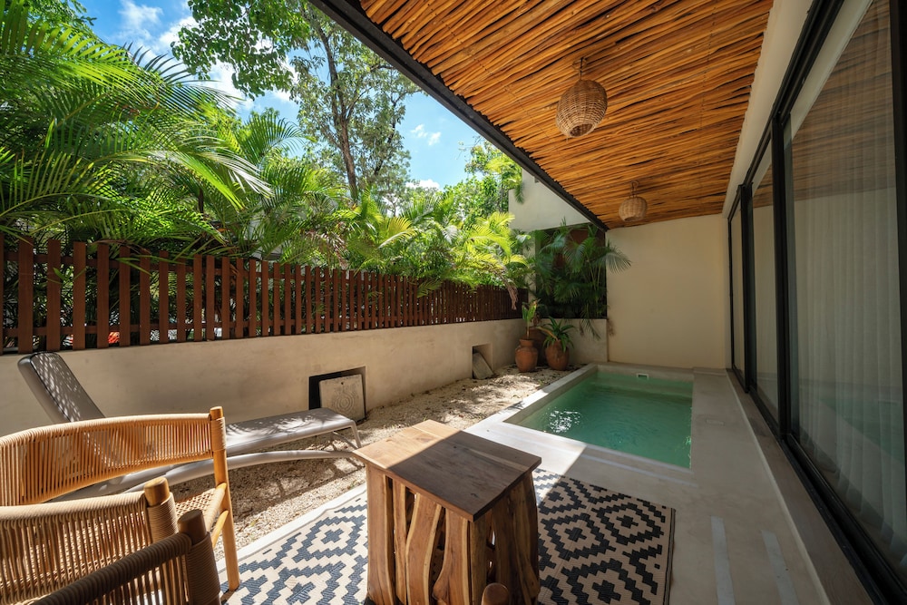 Apartment with Private Pool in Tulum