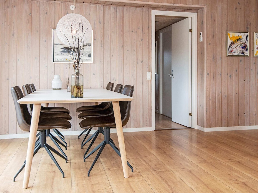 Fabulous Holiday Home in FanÃ¸ near Sea view 5