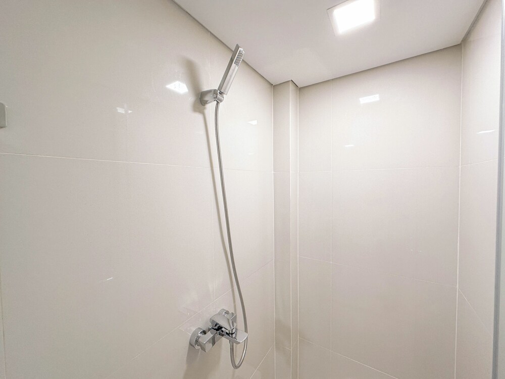 Spacious and Modern Studio SOHO Apartment at VieLoft SOHO and SKY Residence