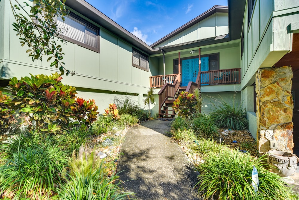 Tranquil Home w/ Private Yard + Fishing Dock! view 5