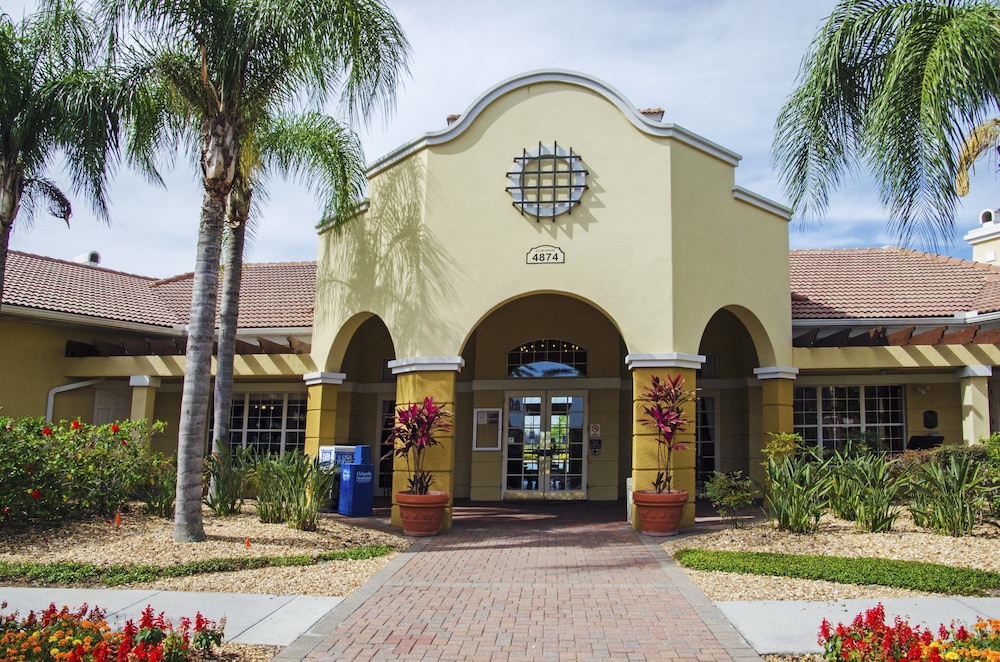 Perfect Orlando Home! Cozy and Contemporary 3bd/3.5ba Town Home - #3vc013