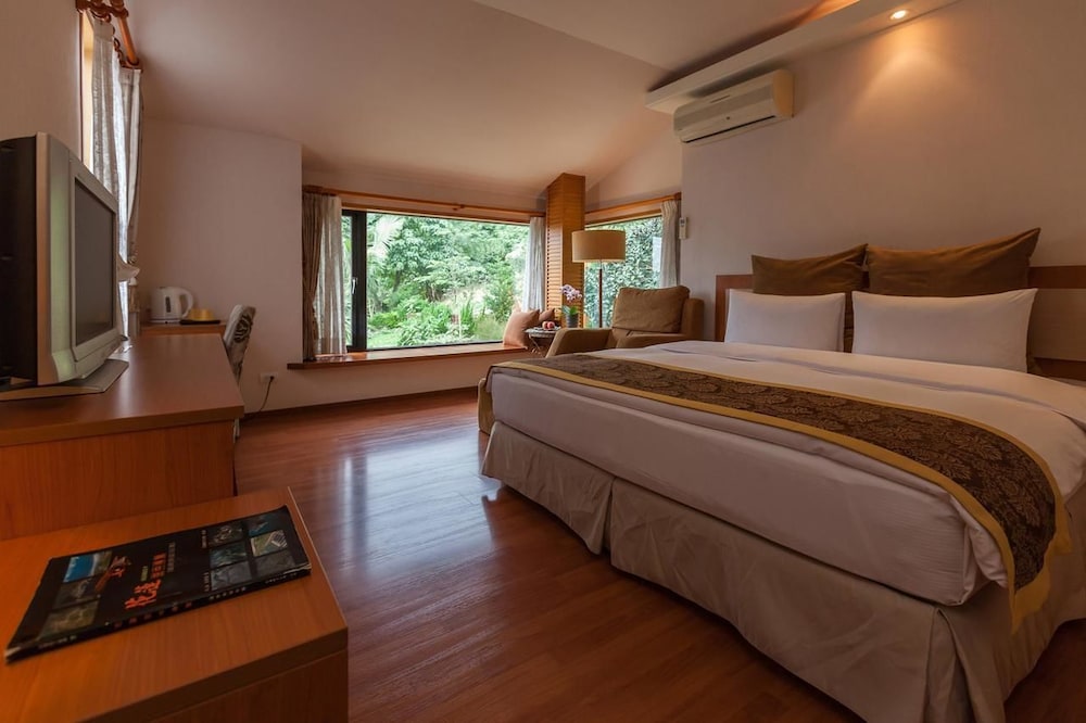 Crossing The Rainbow Bridge B&B