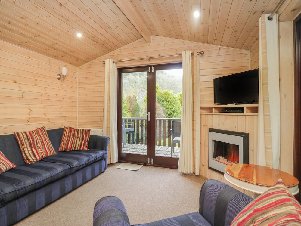Canadian Cabin No 38
