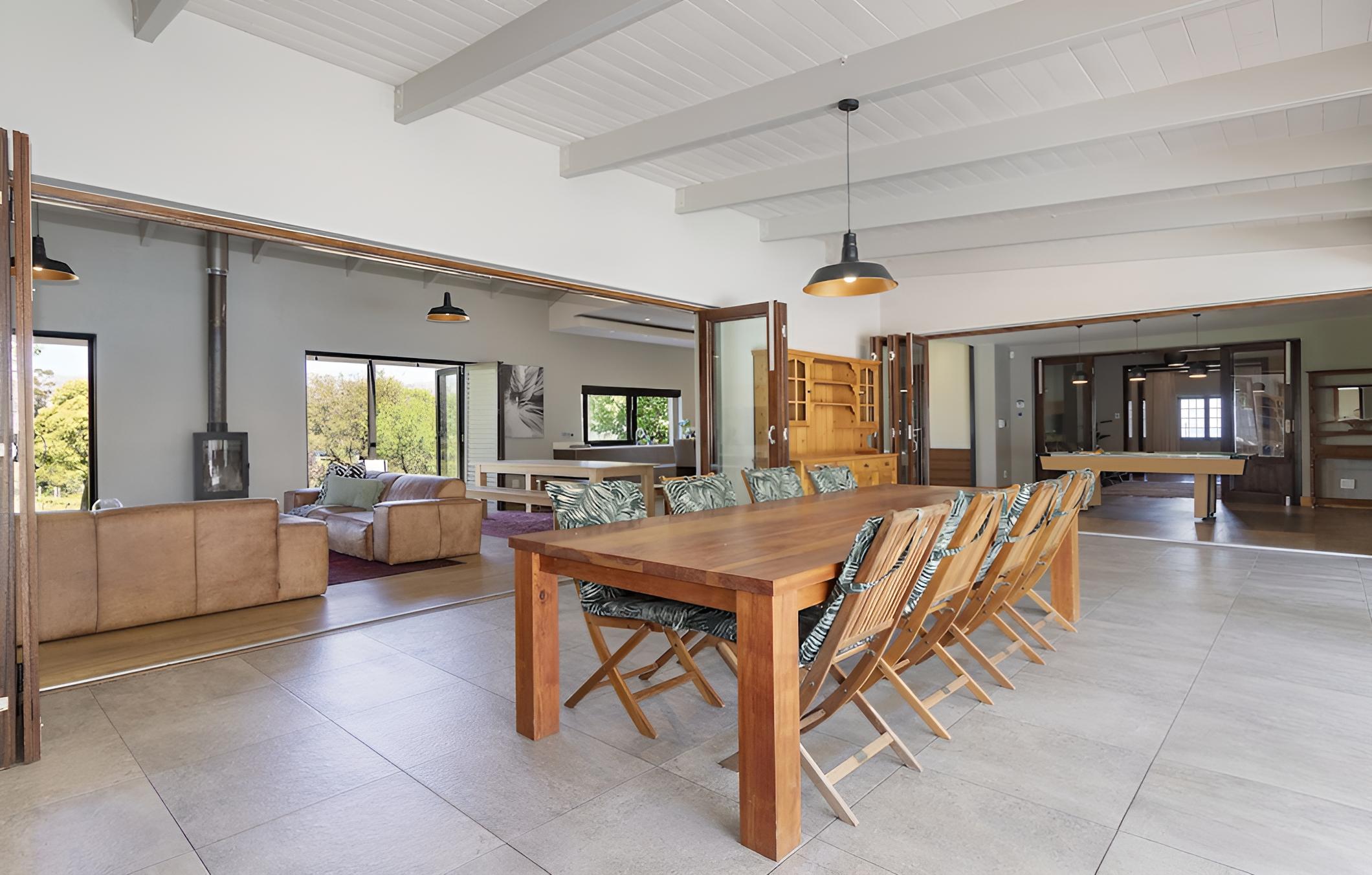Vineyard Manor @ 13 Vines view 4