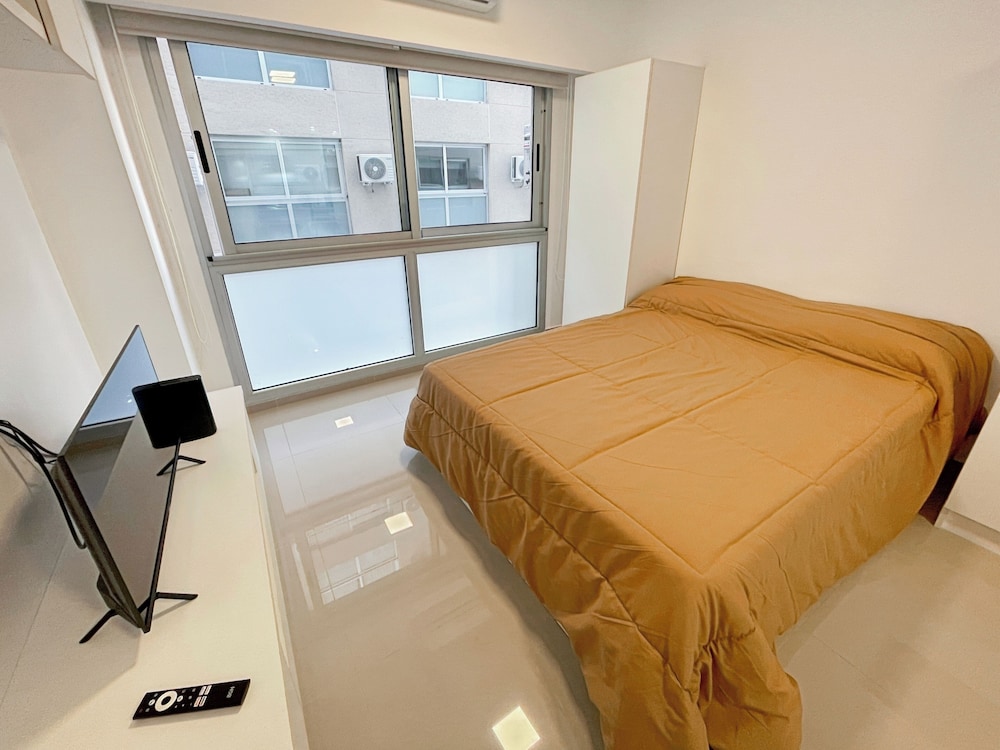 Ayres Suites Moreno