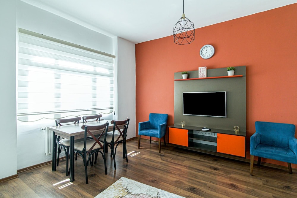 Fully Furnished Modern Flat in Sisli