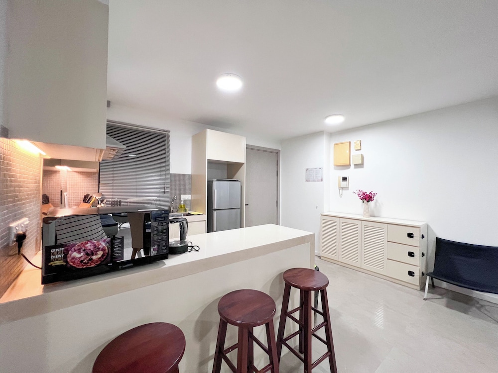 Bintang Fairlane by Manhattan Group