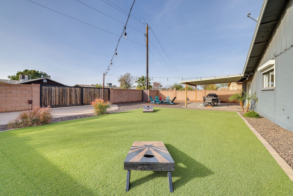 4 Mi to Dtwn: Home w/ Fire Pit & Patio in Tempe