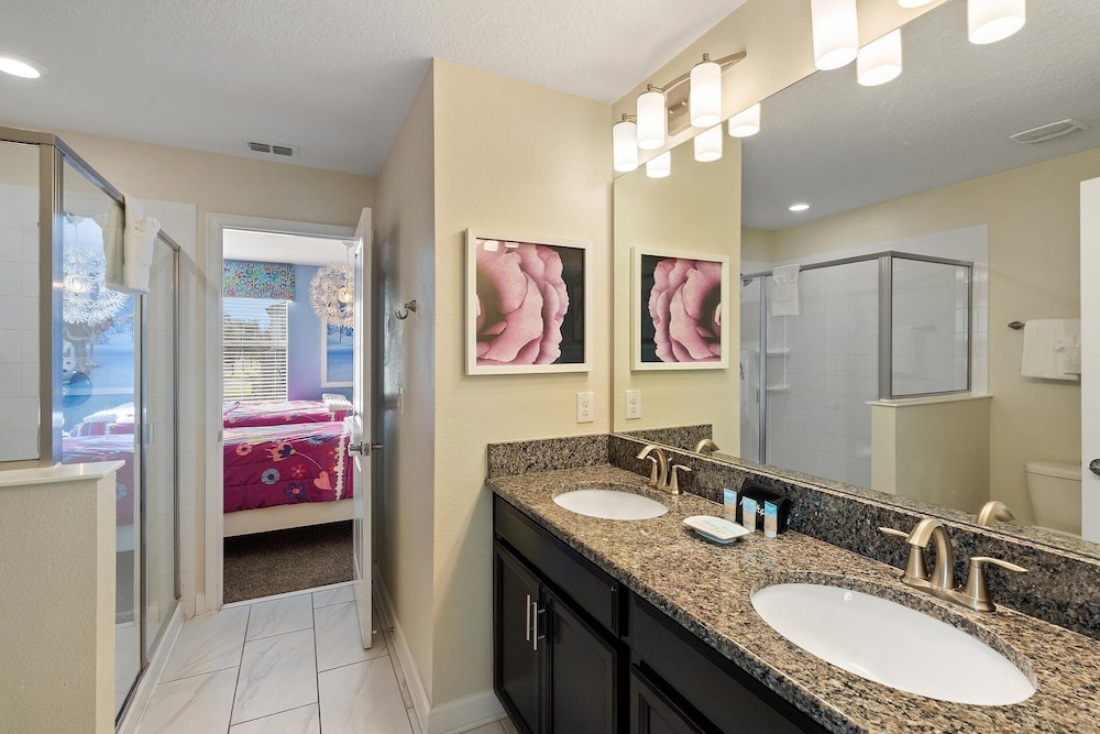 Championsgate Resort Vacation Pool & Spa Home With Resort Clubhouse Amenity Access 8 Bedroom Home