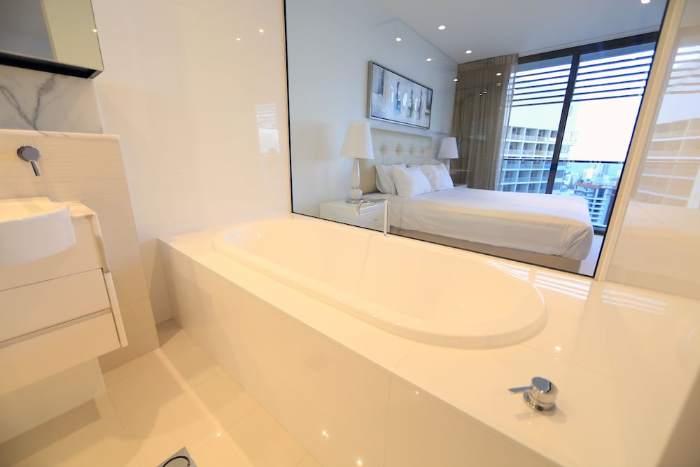 Oracle Boulevard - Private Apartments