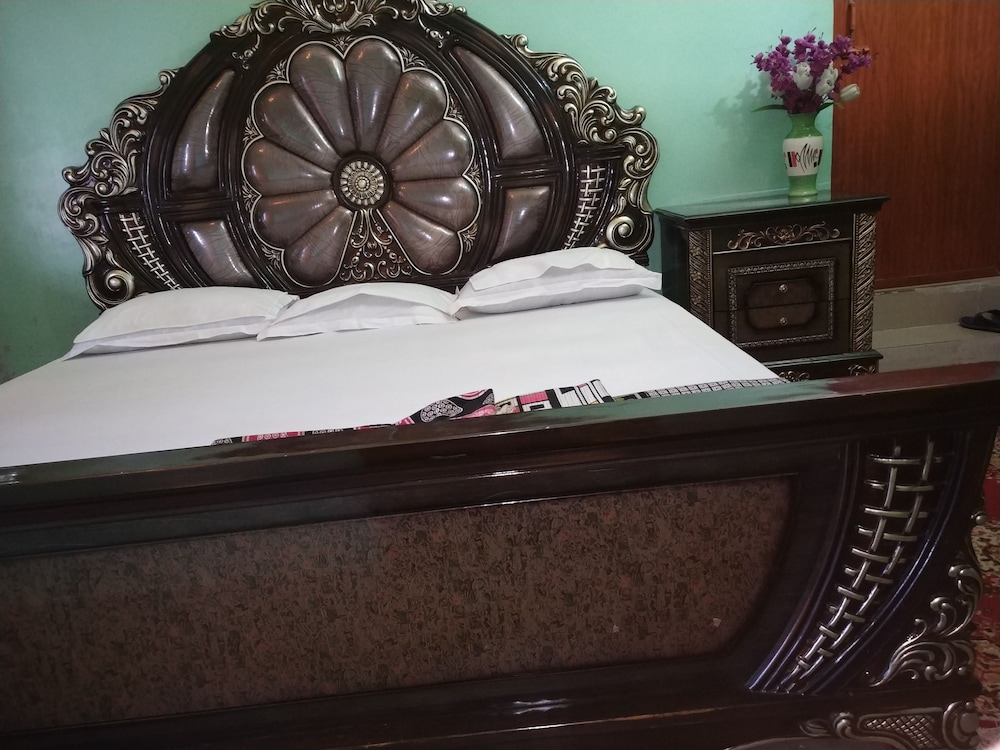 Royal Guest House