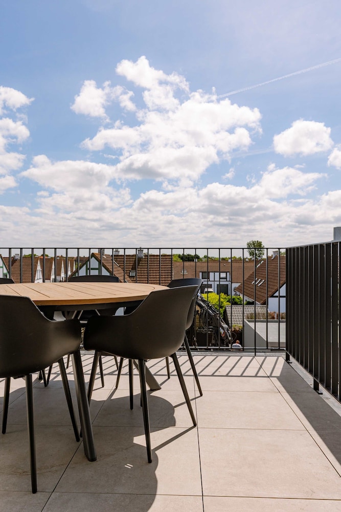 Huswell - New Beach Apartment in De Haan