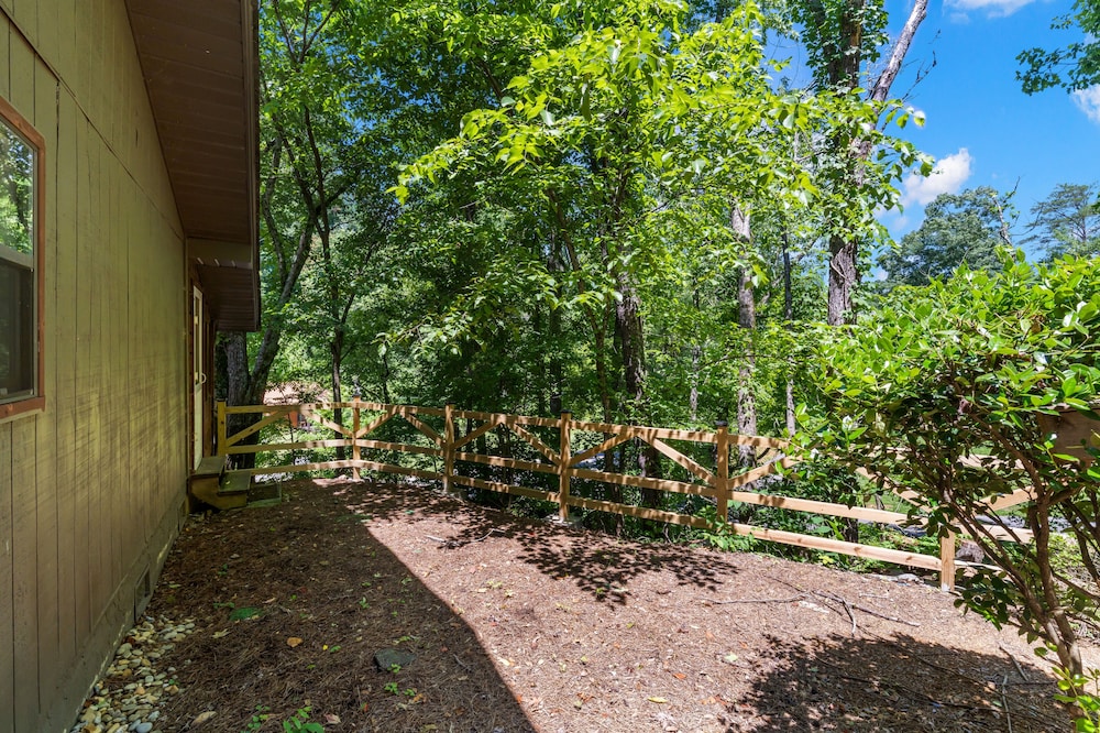 Oasis Tennessee