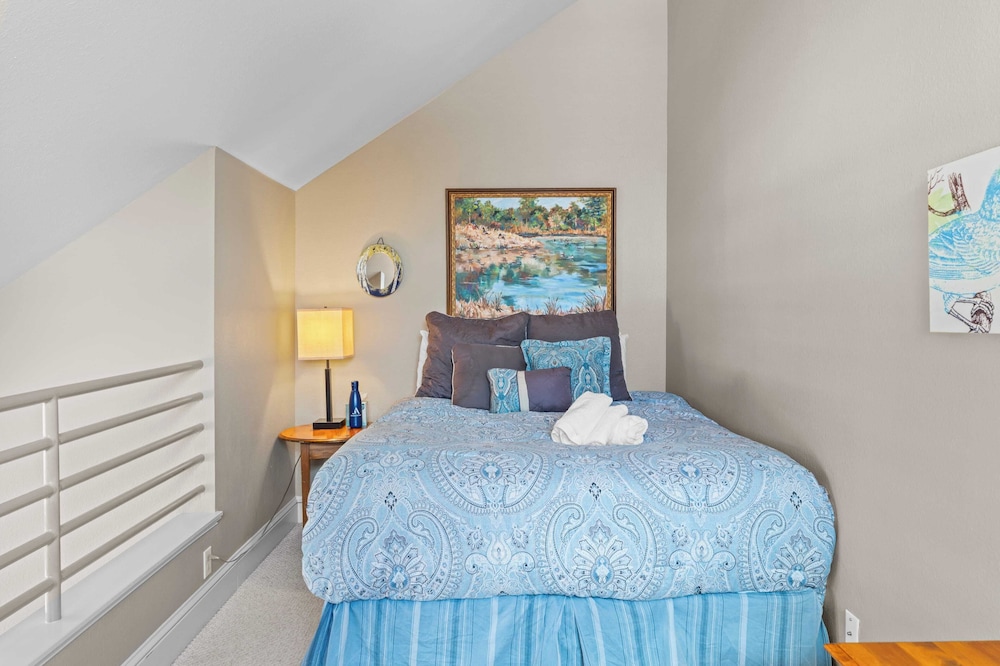 Blue Mesa Lodge 40A by Avantstay Ski In/ Ski Out Unit w/ Balcony!