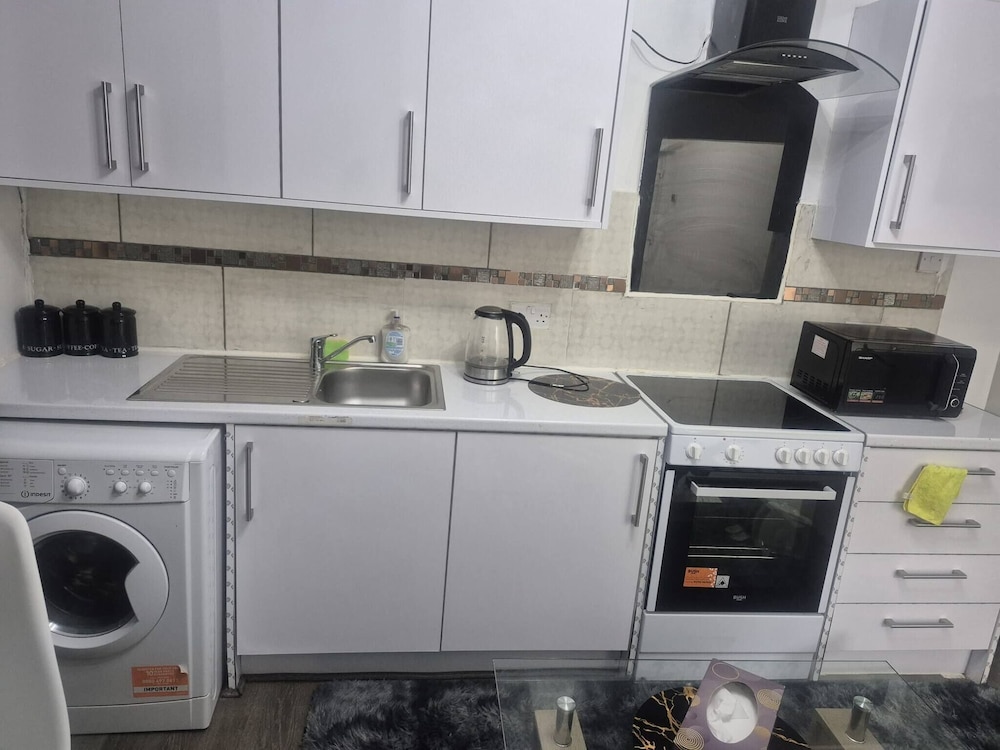 Bright and Modern Flat in Manchester's Heart